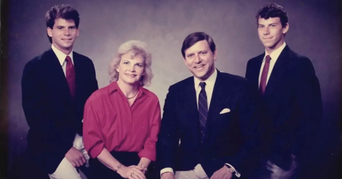 LYLE AND ERIK MENENDEZ visual data 5